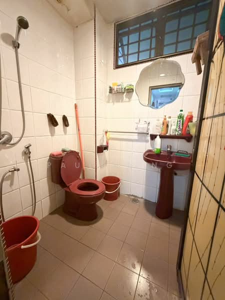 Semi-Detached House for Sale in Taman Molek (Johor Bahru) - Pauline Ng - PropertyGuru.com.my