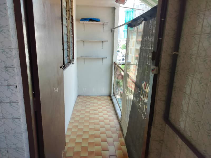 Seksyen 1 Wangsa Maju Flat untuk Untuk Disewa - RM 950 /bulan, Apr 2026 - Balcony - PropertyGuru.com.my