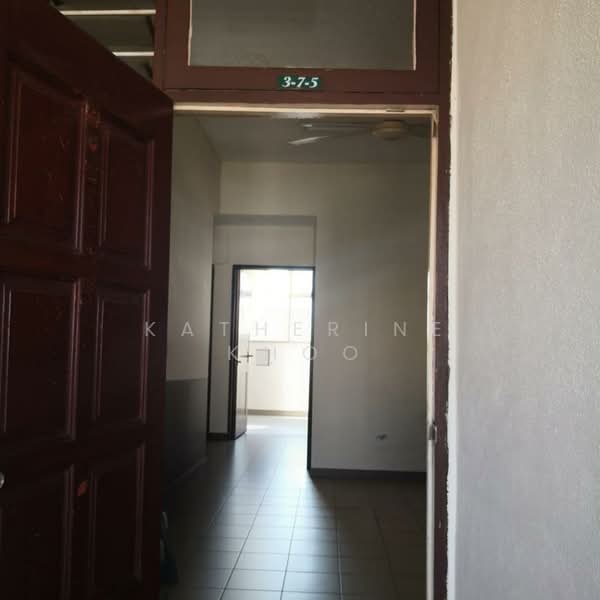Flat for Sale at Desa Selatan - Katherine Khoo - Entrance - PropertyGuru.com.my
