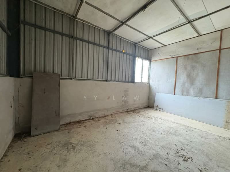 Warehouse for Rent in Sungai Bakap (Penang) - YY Law - Interior - PropertyGuru.com.my