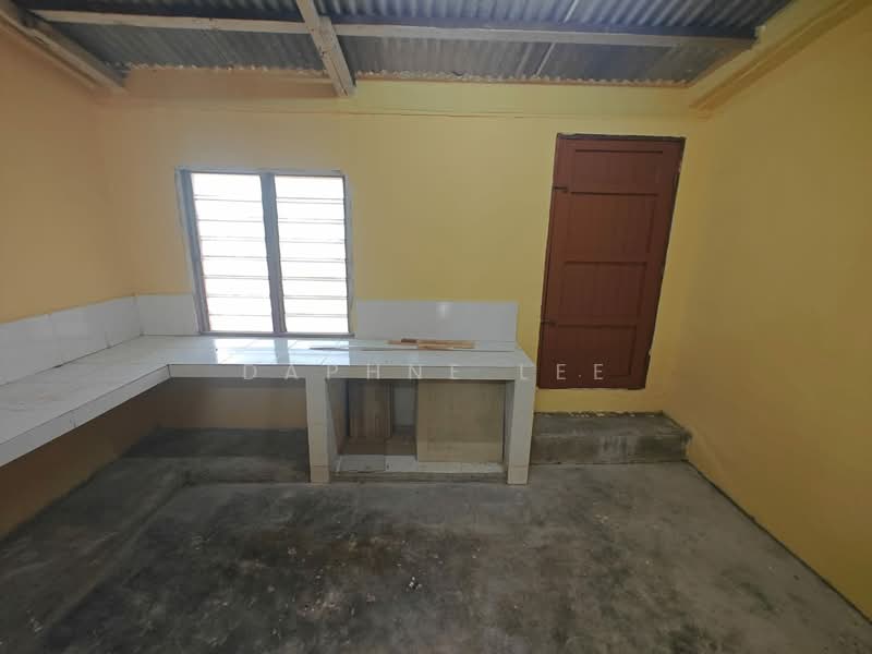 Taman Johor Jaya untuk Untuk Disewa - RM 1,500 /bulan, Apr 2026 - Kitchen - PropertyGuru.com.my