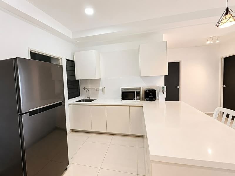 Condominium for Sale at TRI PINNACLE - Quvee Ooi - Kitchen - PropertyGuru.com.my