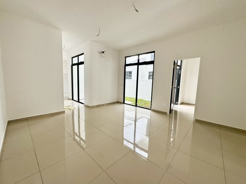 Cluster House for Sale in Eco Botanic (Iskandar Puteri (Nusajaya)) - Joseph Wong - Living Room - PropertyGuru.com.my