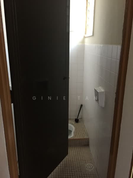 Rumah Teres 2 Tingkat untuk Dijual di Taman Pandan Perdana (Ampang) - Ginie Tan - Bathroom - PropertyGuru.com.my