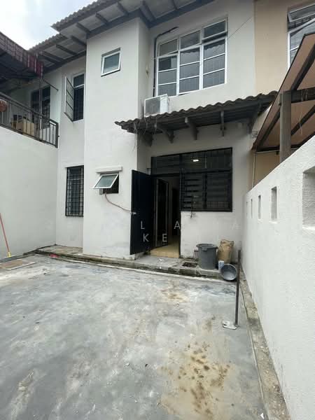 2-storey Terraced House for Sale in Sepang (Selangor) - Zairul Asrah Zulkefli - Exterior - PropertyGuru.com.my