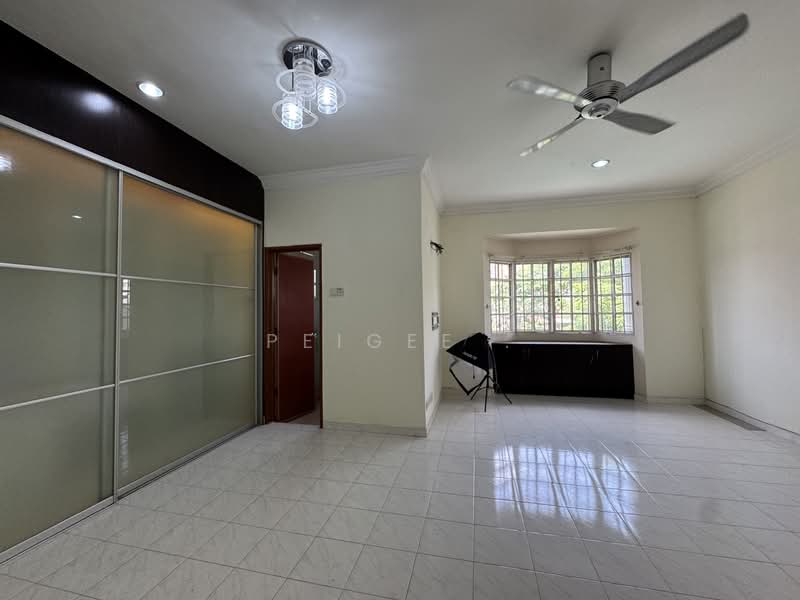 2-storey Terraced House for Sale in Bukit Rahman Putra (Sungai Buloh) - PeiGee . - Interior - PropertyGuru.com.my
