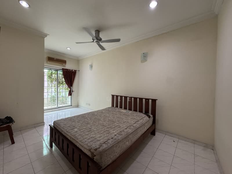 2-storey Terraced House for Sale in Bukit Rahman Putra (Sungai Buloh) - PeiGee . - Bedroom - PropertyGuru.com.my