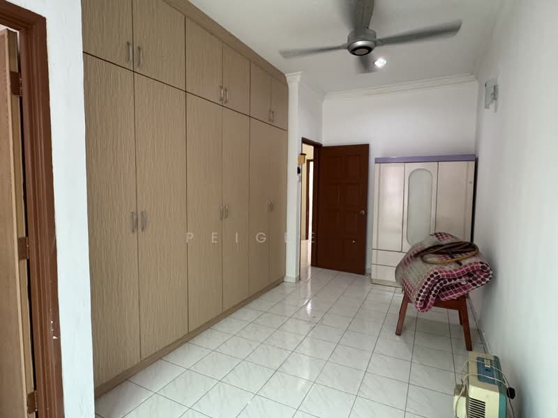 2-storey Terraced House for Sale in Bukit Rahman Putra (Sungai Buloh) - PeiGee . - Bedroom - PropertyGuru.com.my