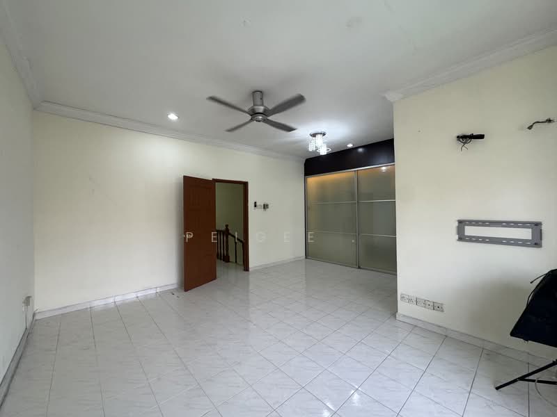 2-storey Terraced House for Sale in Bukit Rahman Putra (Sungai Buloh) - PeiGee . - Interior - PropertyGuru.com.my