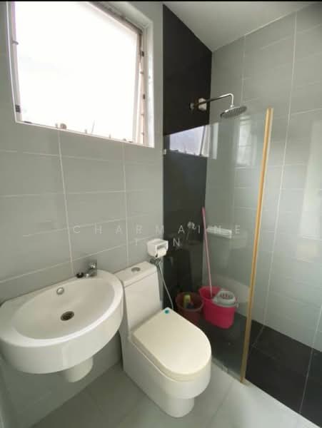 Rumah Berkembar untuk Dijual di Laman Rimbunan (Kepong) - Charmaine Tan - Bathroom - PropertyGuru.com.my