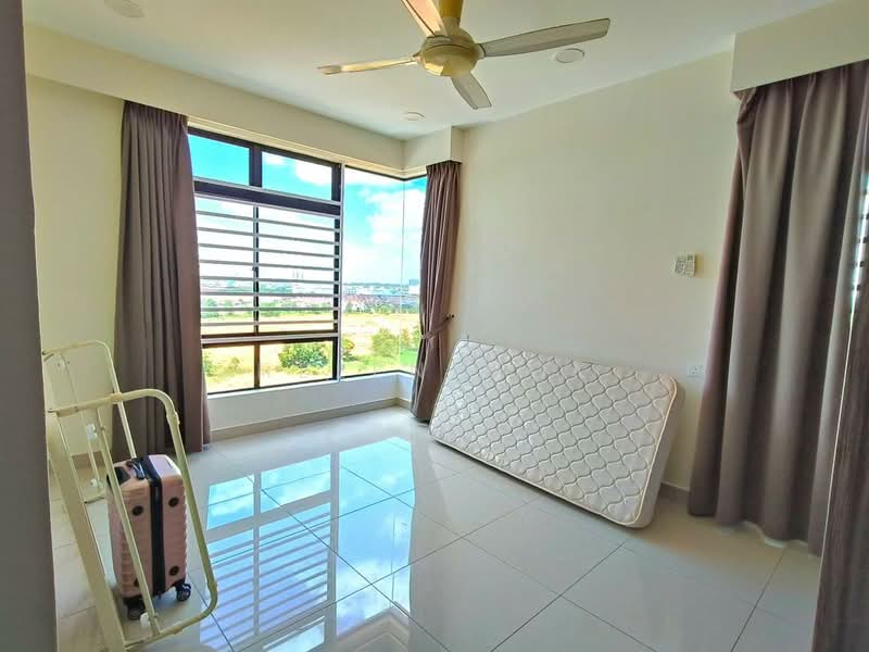 Apartment for Sale at Seri Austin Residence (Pangsapuri Seri Austin) - Helen Mok - Bedroom - PropertyGuru.com.my