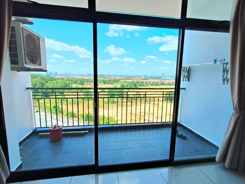 Apartment for Sale at Seri Austin Residence (Pangsapuri Seri Austin) - Helen Mok - Balcony - PropertyGuru.com.my