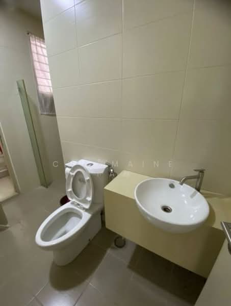 Semi-Detached House for Sale in Laman Rimbunan (Kepong) - Charmaine Tan - Bathroom - PropertyGuru.com.my