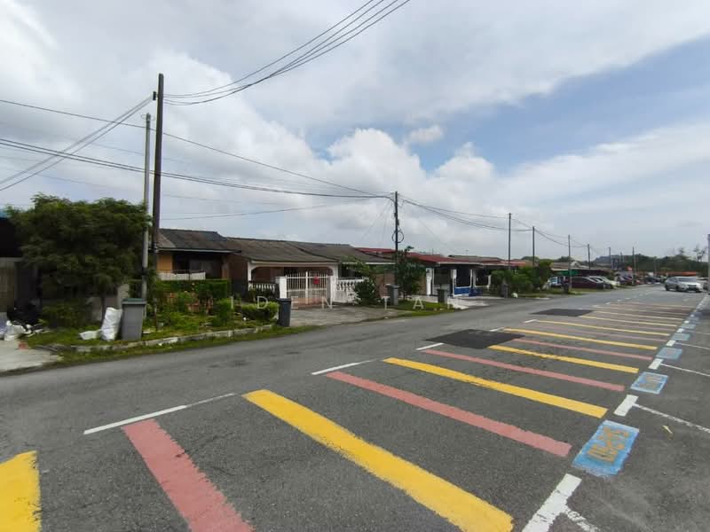 Shop / Office for Sale in Taman Ungku Tun Aminah (Skudai) - Iden Tan - Exterior - PropertyGuru.com.my