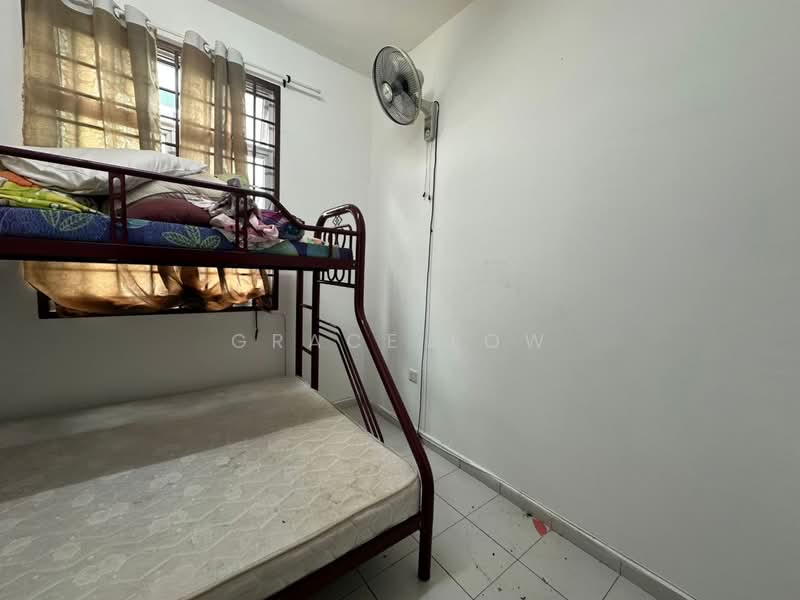 Townhouse for Rent in Senai (Johor) - Grace Low - Bedroom - PropertyGuru.com.my
