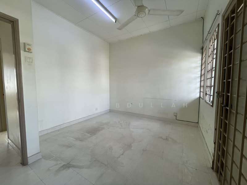 Terraced House for Sale in Subang Jaya (Selangor) - Aziz Abdullah - Interior - PropertyGuru.com.my