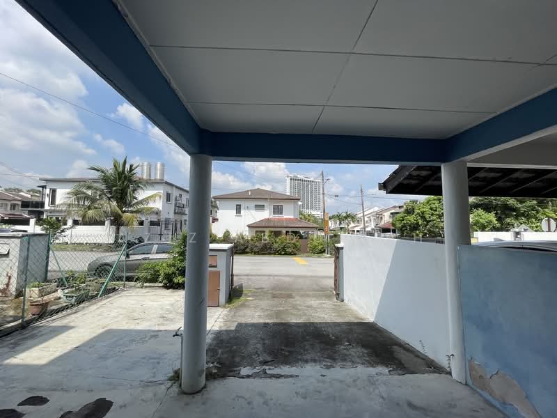 Terraced House for Sale in Subang Jaya (Selangor) - Aziz Abdullah - Exterior - PropertyGuru.com.my