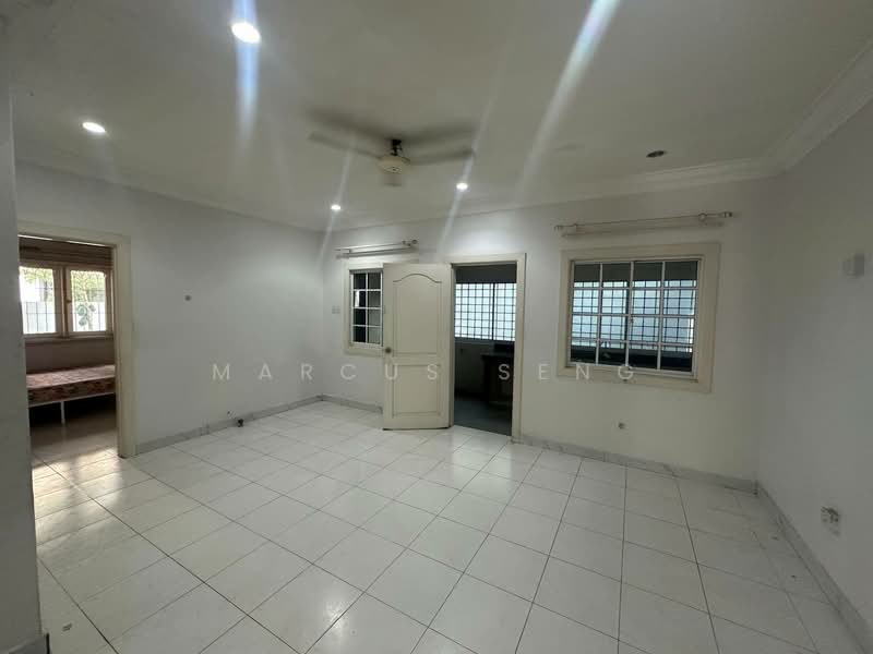 Taman Merdeka @ Jalan Kuala Kangsar untuk Untuk Dijual - RM 800,000, Mac 2026 - Living Room - PropertyGuru.com.my