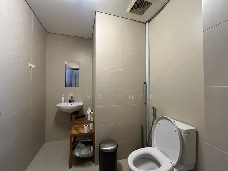 Pejabat untuk Dijual di Desa Parkcity (Kuala Lumpur) - Bing Cher - Bathroom - PropertyGuru.com.my
