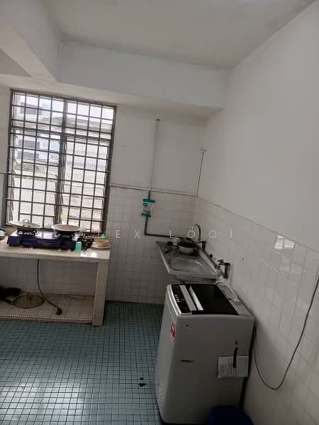 Kedai / Pejabat untuk Disewa di Johor Bahru (Johor) - Alex Looi - Kitchen - PropertyGuru.com.my