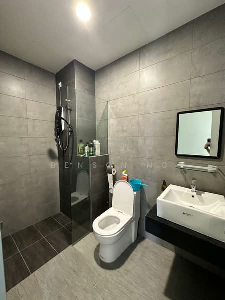 Servis Apartment untuk Disewa di The Era @ Duta North - Benson Ng - Bathroom - PropertyGuru.com.my