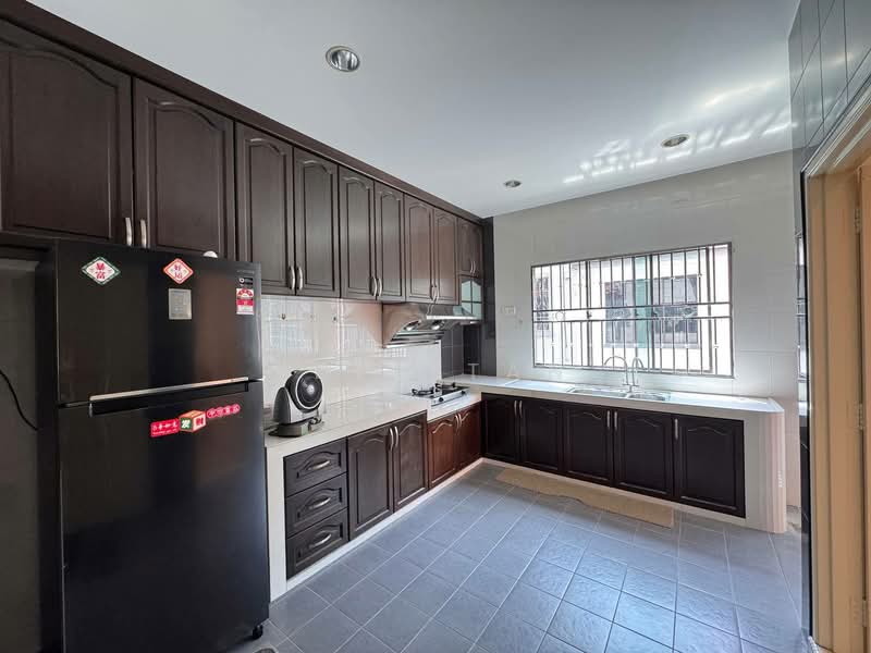 Impian Emas Impians Emas untuk Untuk Dijual - RM 950,000, Apr 2026 - Kitchen - PropertyGuru.com.my