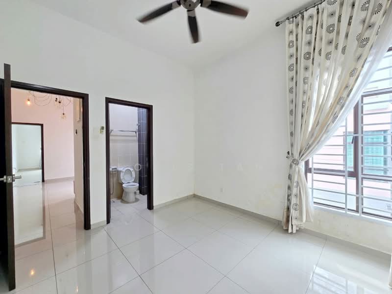 Cluster House for Sale in Masai (Johor) - Louis Tan - Interior - PropertyGuru.com.my