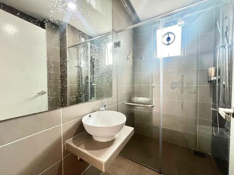 Ria @ Amaniah Mulia untuk Untuk Dijual - RM 378,000, Apr 2026 - Bathroom - PropertyGuru.com.my