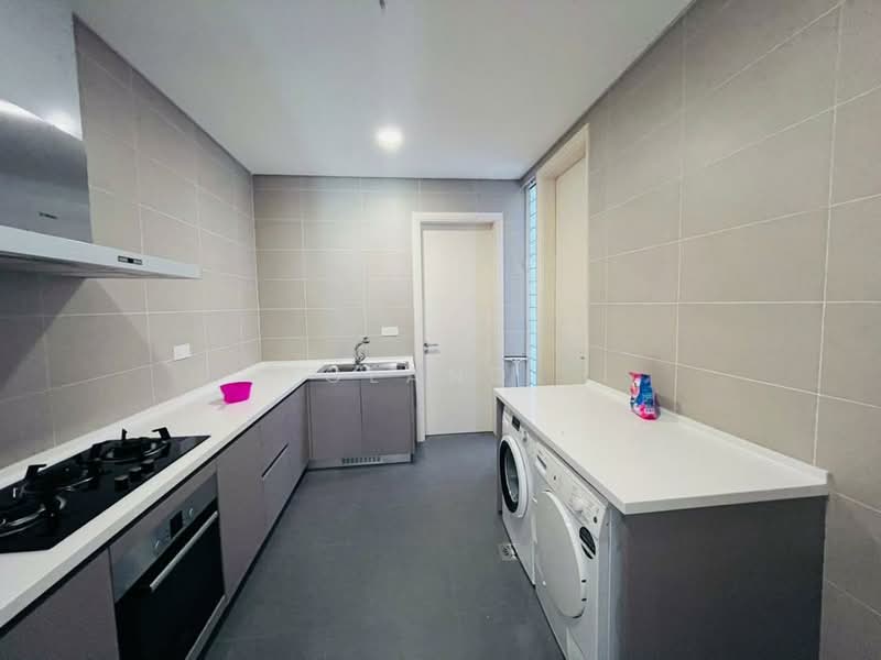 Emerald Bay @ Puteri Harbour untuk Untuk Disewa - RM 8,000 /bulan, Apr 2026 - Kitchen - PropertyGuru.com.my