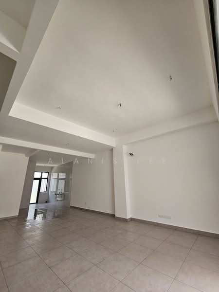 2-storey Terraced House for Sale in Taman Mount Austin (Tebrau) - Alanis Lee - PropertyGuru.com.my
