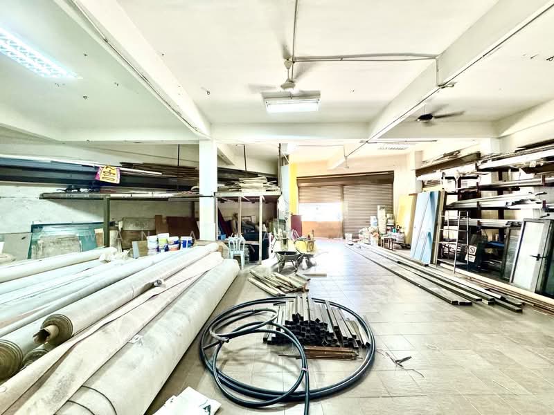 Shop / Office for Sale in Klang (Selangor) - Wan Azlan Ahmad - PropertyGuru.com.my
