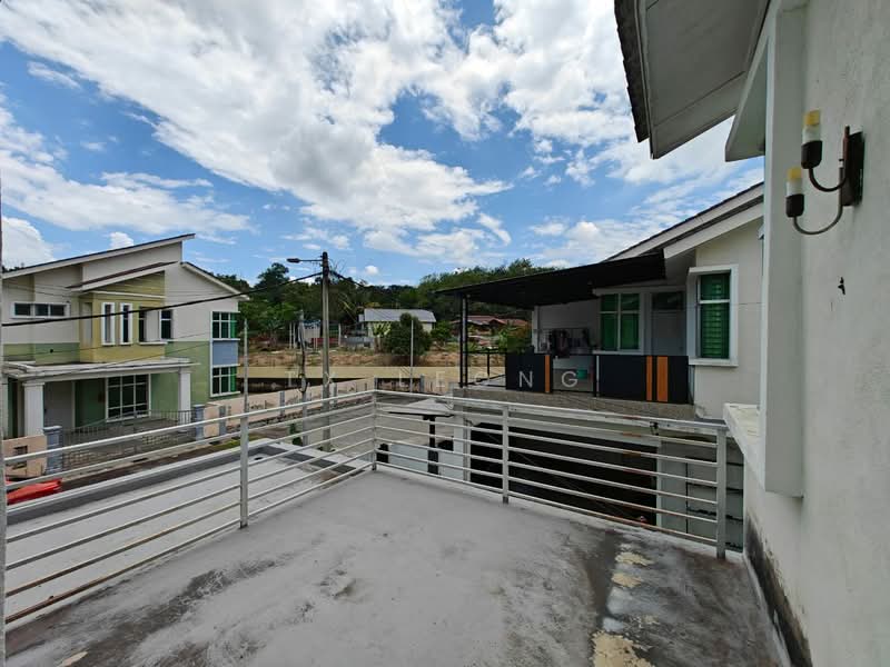 Semi-Detached House for Sale in Bemban (Melaka) - TX Leong - PropertyGuru.com.my