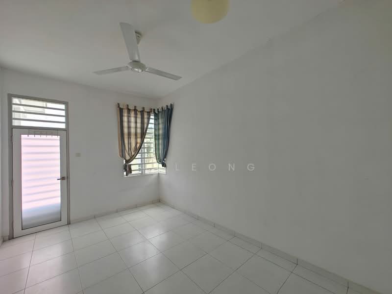 Semi-Detached House for Sale in Bemban (Melaka) - TX Leong - PropertyGuru.com.my