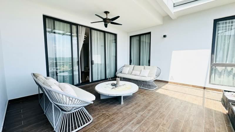 Sebayu Hill Villas @ Bandar Seri Putra untuk Untuk Dijual - RM 3,420,000, Mac 2026 - Balcony - PropertyGuru.com.my