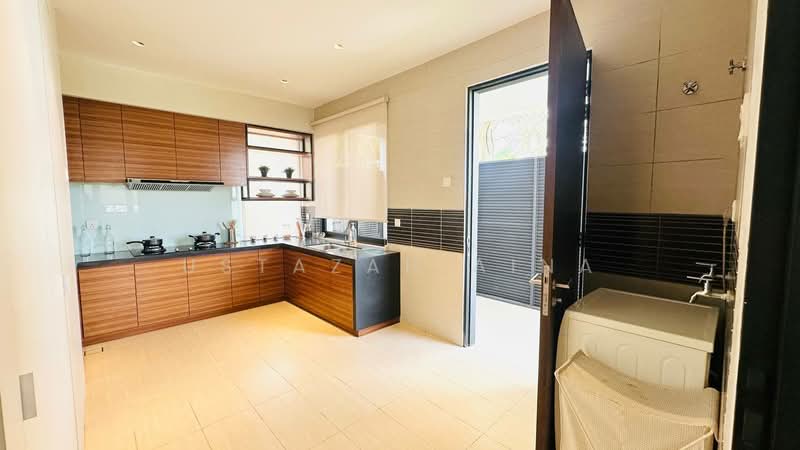 Sebayu Hill Villas @ Bandar Seri Putra untuk Untuk Dijual - RM 3,420,000, Mac 2026 - Kitchen - PropertyGuru.com.my