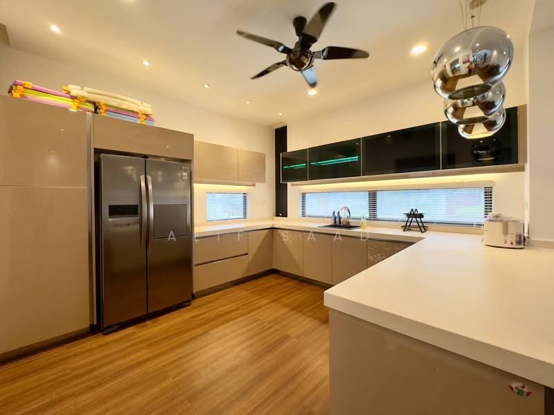 3-storey Terraced House for Sale in Cyberjaya (Selangor) - Alif Saad - Kitchen - PropertyGuru.com.my