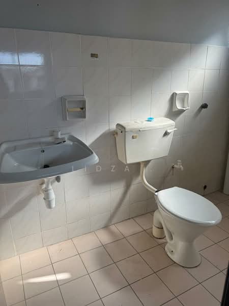 Apartment for Rent at Jasmin Apartment - Lidza . - Bathroom - PropertyGuru.com.my