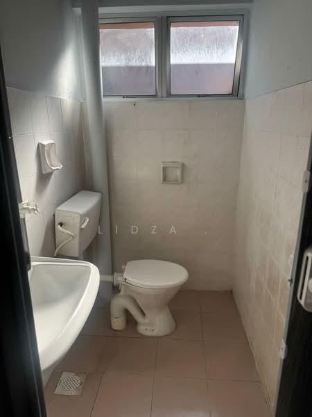 Apartment for Rent at Jasmin Apartment - Lidza . - Bathroom - PropertyGuru.com.my