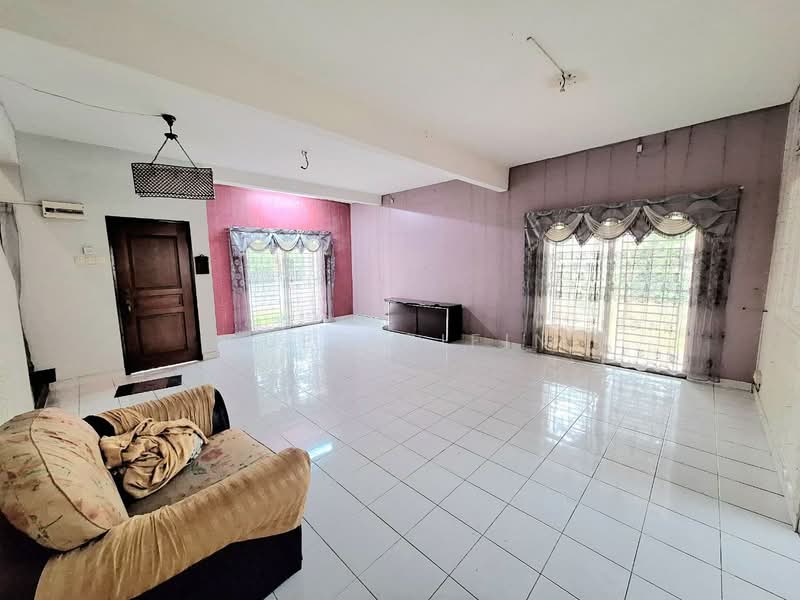 Kota Kemuning untuk Untuk Dijual - RM 880,000, Mac 2026 - Living Room - PropertyGuru.com.my