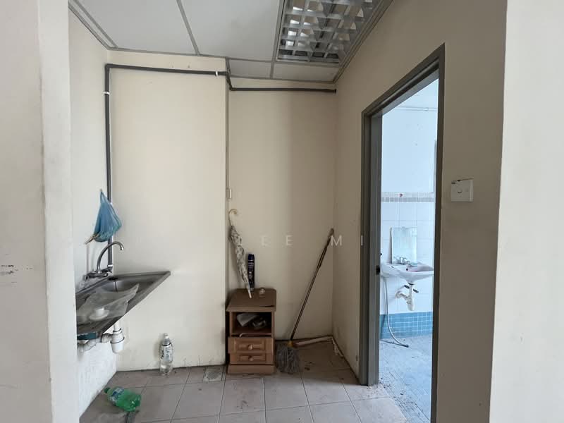 Shop / Office for Rent in Taman Maluri (Cheras) - Pon Lee Miin - PropertyGuru.com.my
