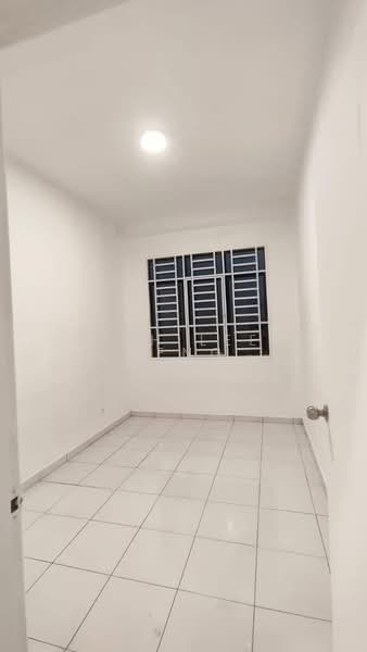 Service Residence for Sale at Jentayu Residensi @ Tampoi - Loh Lee Peng - PropertyGuru.com.my
