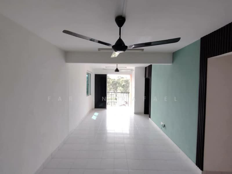 Alam Budiman (Sri Budiman) untuk Untuk Dijual - RM 280,000, Apr 2026 - Living Room - PropertyGuru.com.my