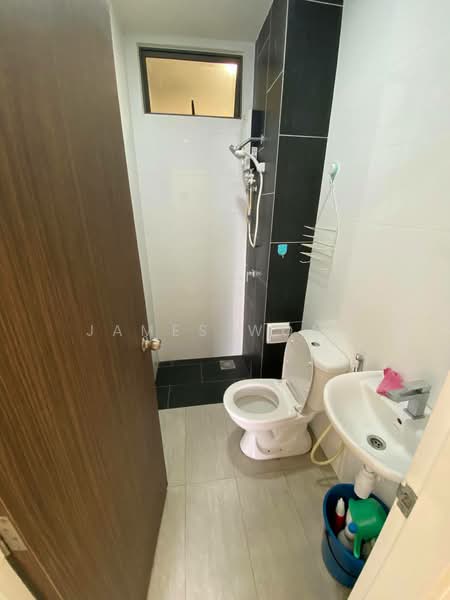 Service Residence for Rent at Seasons Garden Residences - James Wong - Bathroom - PropertyGuru.com.my