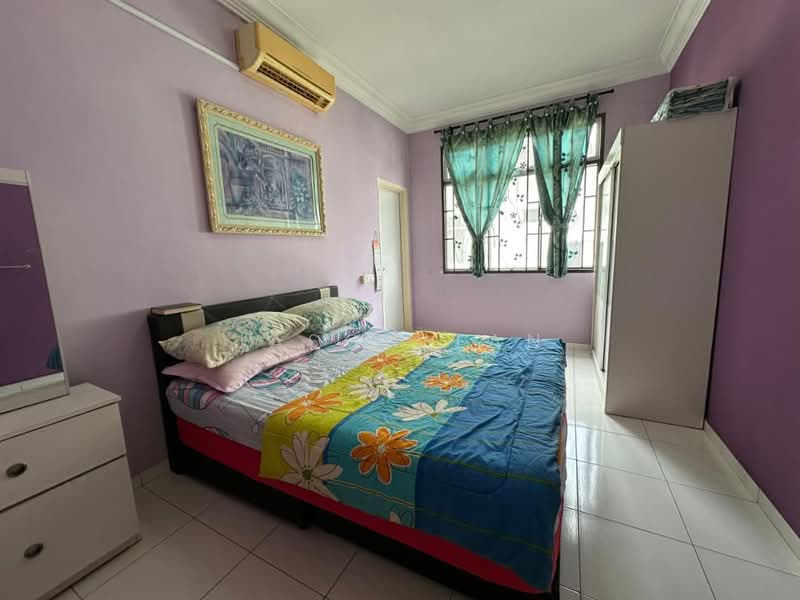 2-storey Terraced House for Sale in Setia Tropika (Johor Bahru) - Jason Tan - Bedroom - PropertyGuru.com.my