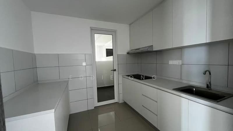Service Residence for Sale at Vista Tiara (MBW Bay) - Eddie Ong - Kitchen - PropertyGuru.com.my