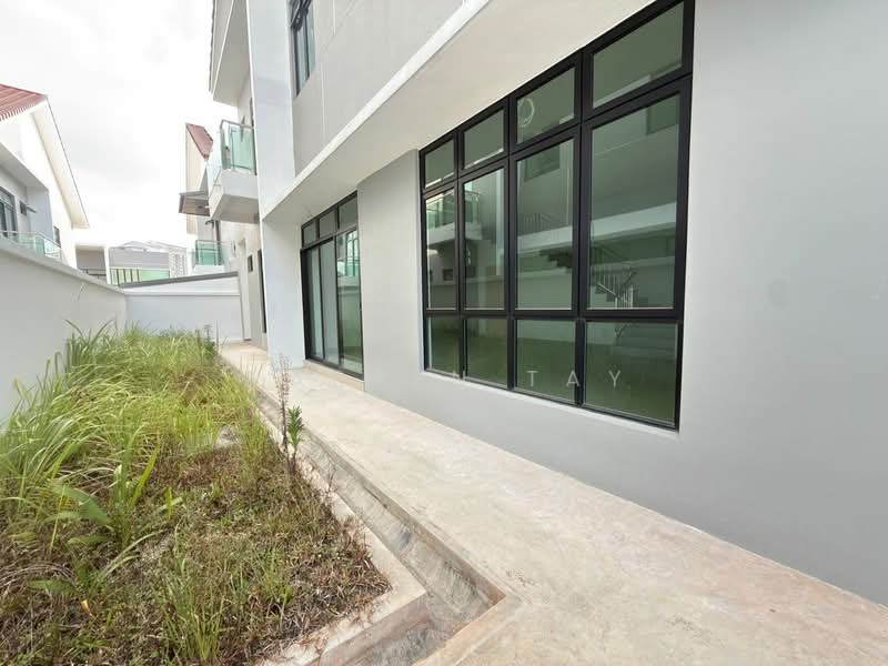 Cluster House for Sale in Kulai (Johor) - Warren Tay - Exterior - PropertyGuru.com.my