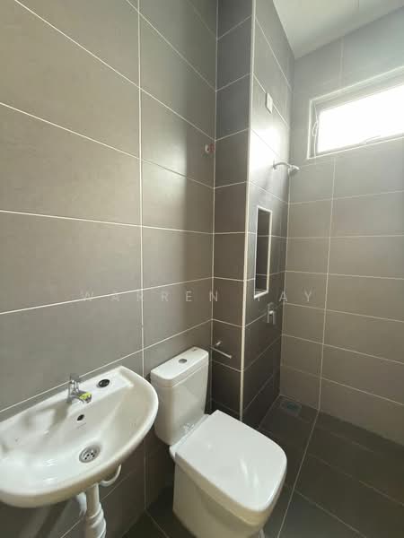 Cluster House for Sale in Kulai (Johor) - Warren Tay - Bathroom - PropertyGuru.com.my