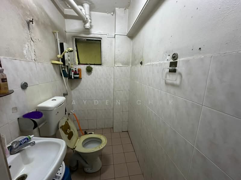 Apartment for Sale at Winner Court B - Jayden Chik - Bathroom - PropertyGuru.com.my