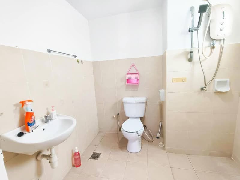 Condominium for Sale at Ampang Putra Residency - Deeya Yusof - Bathroom - PropertyGuru.com.my