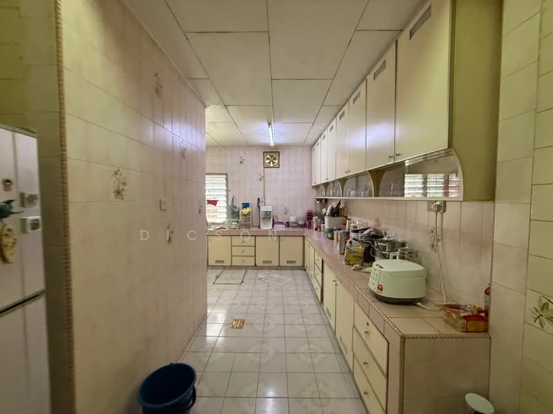 Taman Bukit Maluri untuk Untuk Dijual - RM 1,360,000, Mac 2026 - Kitchen - PropertyGuru.com.my